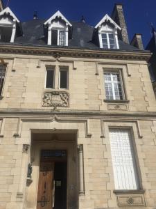 Appartements Napoleon Chateau Luxuryapartment for 18 guests with Pool near Paris! : photos des chambres