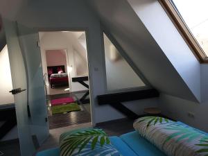 Maisons de vacances La Griffe a Foin, Kaysersberg - Maison de 300 m Jacuzzi et Sauna privatif : photos des chambres