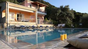Perigiali Villas