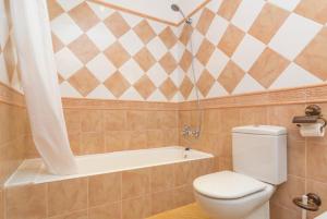 Three-Bedroom Townhouse room in CAN NADAL - ADULTS ONLY