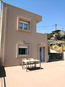 Villa Irini - Cretan Luxury Villa with Amazing View