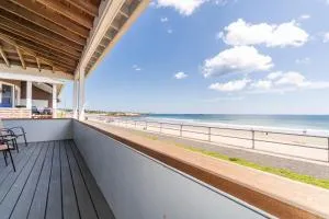 Ocean Front Cottage - Long Beach - Gloucester