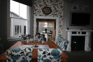 AristaAir- Poppies Luxury Villa