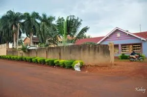 Venchester Guest House - Njeru