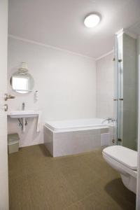 Füzeskerti Apartmanház