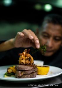 Meridian Adventure Marina Club & Resort