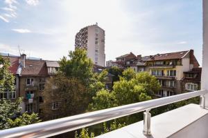 Palace of Culture 2-Bedroom Retreat on Skobelev blvd