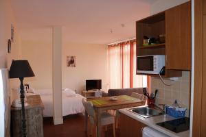 Appart'hotels Residence La Providence ZENAO Lisieux : photos des chambres