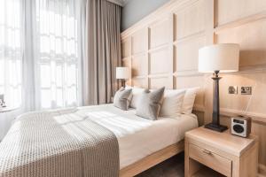 Reporter Twin or Double Room room in The Scotsman Hotel