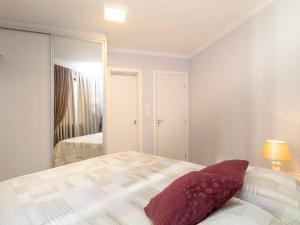 Aluguel Apartamento 100 mts do mar - ItapemaSC