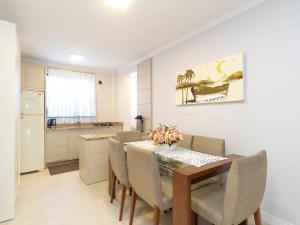 Aluguel Apartamento 100 mts do mar - ItapemaSC