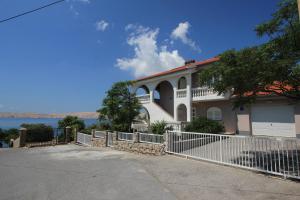 Villa Mihaela - Apartment Ika