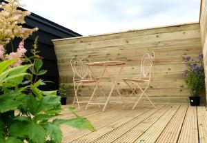 Lillys Lodges Orkney Hedgehog Lodge