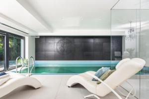 Vendégház Exclusive Villa with Pool Gym Sauna Garden Garage Krakkó Lengyelország