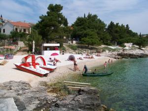 Apartment House Juretic - 50 m from the beach