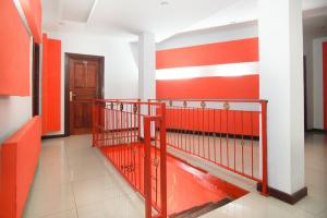 RedDoorz near Mal Abepura