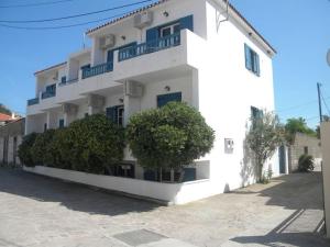 Ostria Eressos Rooms