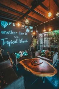 涛岛潜水DPM酒店及酒吧 - 涛岛