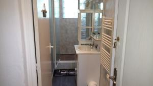 Appartement "les tournesols" 1er étage 2ch avec parking à Lurs