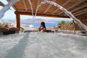 Sea View 4 Bedroom Villa Outdoor Hot Tub | M Two