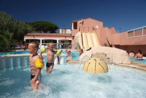 Campings Camping Clau Mar Jo : photos des chambres