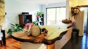 Rochas Shared Apart Garden Refuge