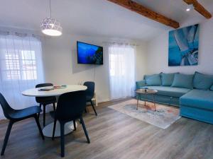 Sea Apartment Carera 