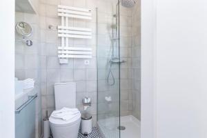 Central Apartment with Great Views and Aircon