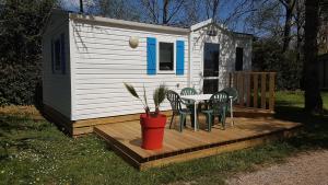 Campings Camping Au Tour de l'Aveyron : photos des chambres