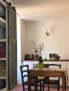 Appartements Studio Olive : photos des chambres