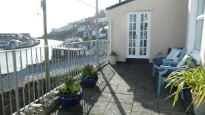 Lanescot, Harbour View With Terrace