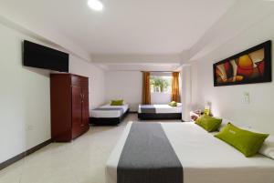 Ayenda 1234 Imperio 70