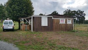 Appartements le bungalow au fond du jardin : photos des chambres