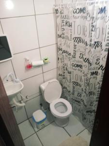 Casa do Mochileiro Airport Hostel & Pousada