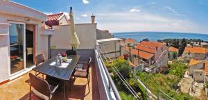 Apartments Rock Palace 