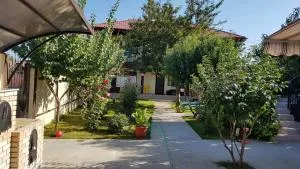 Casa Lucas si Rafael - 多亚马伊