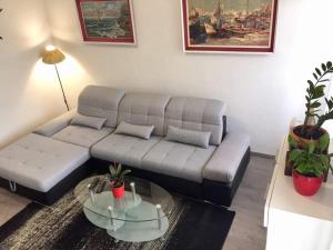 APARTMENT MAX 4 stars