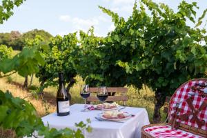 Appart'hotels Chateau de Tauzies, The Originals Relais : photos des chambres