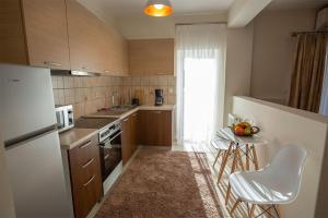 V Luxury Apartment 4