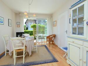 Appartements Apartment Jardins du Casino-2 by Interhome : photos des chambres