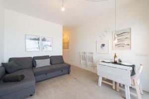 Nice beach views with terrace By CanariasGetaway