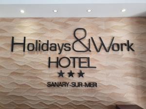 Hotels Holidays & Work HOTEL : photos des chambres