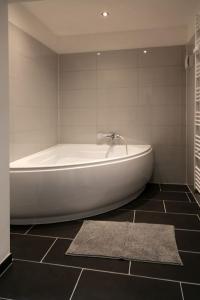 City Appartment 1 Krefeld 20 km DUS Airport Messe