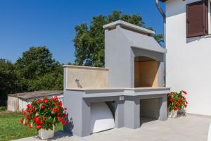 Lovely VILLA Piljan with a private swimming POOL