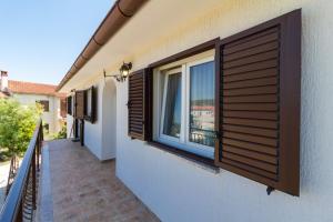 Lovely VILLA Piljan with a private swimming POOL