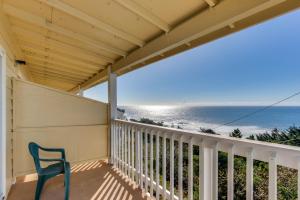 Sandstone Point Hotel