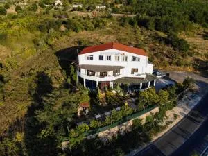 Joni Restaurant - Ljubaništa