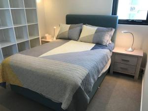 Laurent Balcony Views Steps from Laneway Vibes