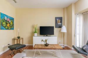 Heros by Forever Rentals