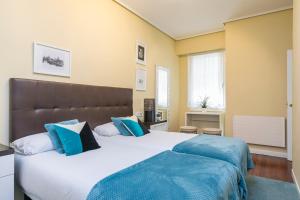 Heros by Forever Rentals